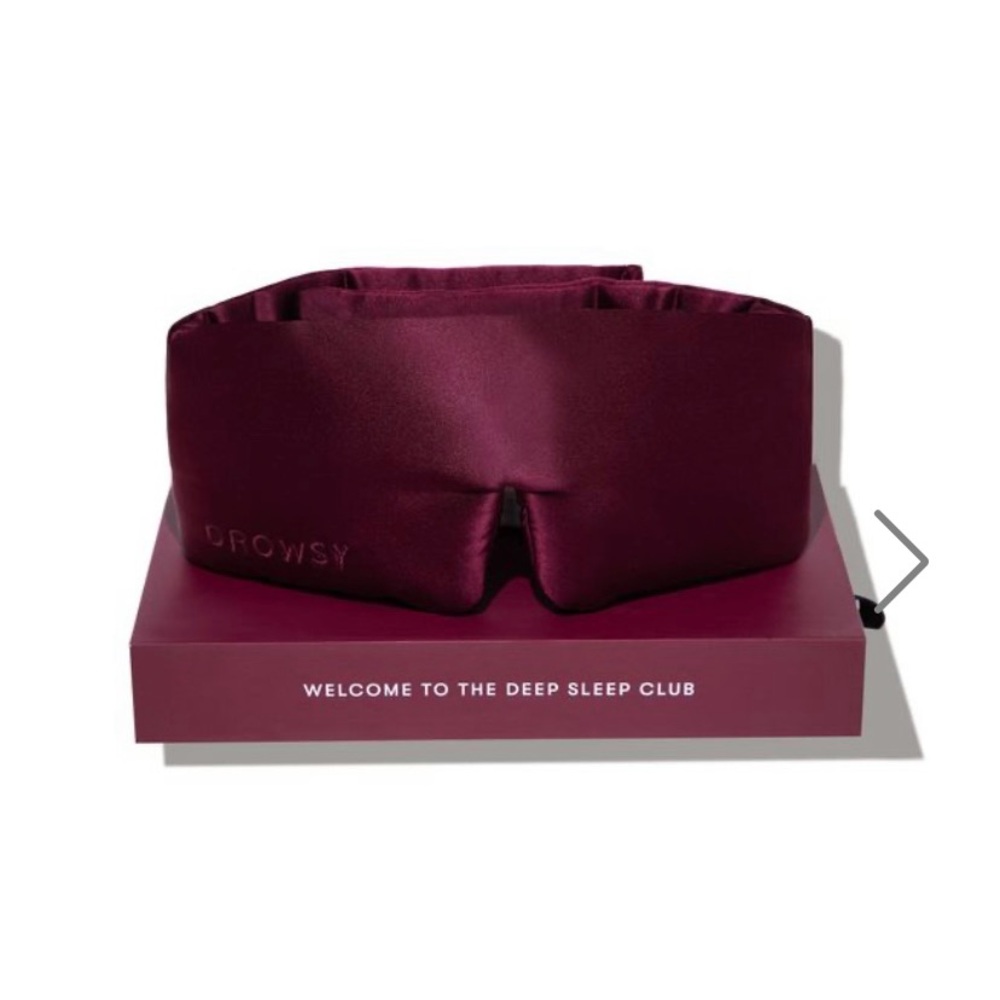 Drowsy Silk Sleep Mask in Deep Burgundy